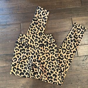 Cheetah print leggings